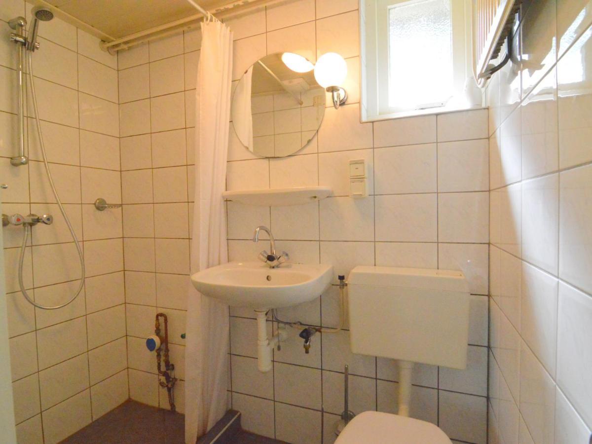 Detached Bungalow With Lovely Covered Terrace In A Nature Rich Holiday Park Stramproy Eksteriør billede